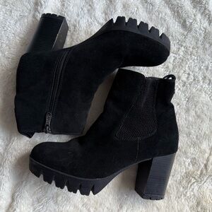 ARTICA Black Heeled Suede Winter‎ Booties Size 38.5 US 8.5